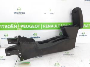 Used Middle console Opel Corsa F (UB/UH/UP) 1.2 12V 75 Price € 90,00 Margin scheme offered by Snuverink Autodemontage