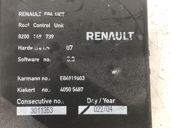 Convertible computer from a Renault Megane II CC (EM) 2.0 16V 2004