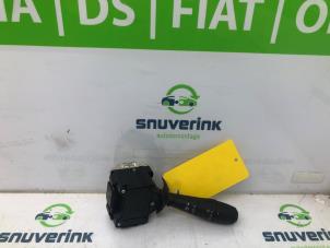 Used Wiper switch Renault Trafic (1FL/2FL/3FL/4FL) 2.0 dCi 16V 120 Price on request offered by Snuverink Autodemontage