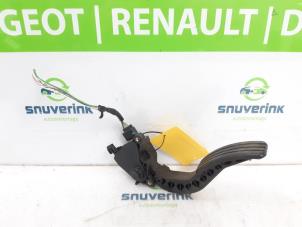 Usados Acelerador Renault Trafic (1FL/2FL/3FL/4FL) 1.6 dCi 90 Precio € 90,75 IVA incluido ofrecido por Snuverink Autodemontage