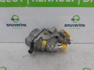 Usagé Boîtier thermostat Renault Arkana Prix sur demande proposé par Snuverink Autodemontage
