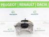 Soporte de motor de un Renault Arkana (RJLL) 1.6 E-Tech 145 16V 2022