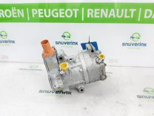 Used Air conditioning pump Peugeot 208 II (UB/UH/UP) e-208 Price on request offered by Snuverink Autodemontage