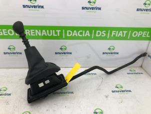 Used Gearbox shift cable Renault Twingo II (CN) 1.2 16V Price on request offered by Snuverink Autodemontage