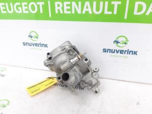 Usagé Boîtier thermostat Renault Captur II (RJB) 1.6 E-Tech 160 Prix sur demande proposé par Snuverink Autodemontage