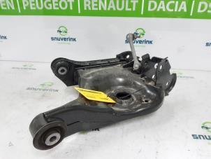 Usagé Bras de suspension arrière droit Renault Captur II (RJB) 1.6 E-Tech 160 Prix sur demande proposé par Snuverink Autodemontage