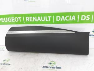 Gebrauchte Türleiste Renault Captur II (RJB) 1.6 E-Tech 160 Preis auf Anfrage angeboten von Snuverink Autodemontage