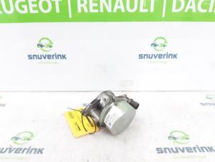 Used Vacuum pump (diesel) Renault Express 1.5 dCi 75 Price on request offered by Snuverink Autodemontage