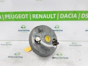 Gebrauchte Bremskraftverstärker Renault Express 1.5 dCi 75 Preis auf Anfrage angeboten von Snuverink Autodemontage