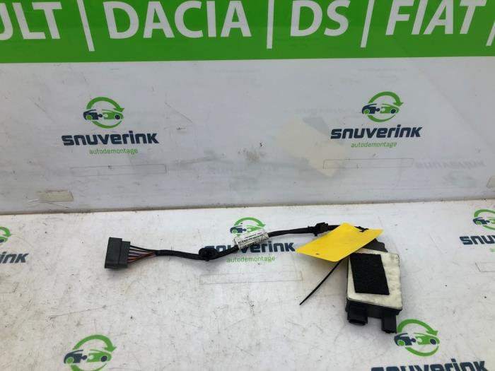 Usagé Ordinateur divers Renault Master III (EV/HV/UV/VA/VB/VD/VF/VG/VJ) 2.3 dCi 165 16V RWD Prix € 108,90 Prix TTC proposé par Snuverink Autodemontage