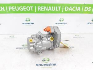 Usagé Compresseur de clim Renault Megane E-Tech (RCBB) EV60 Prix sur demande proposé par Snuverink Autodemontage