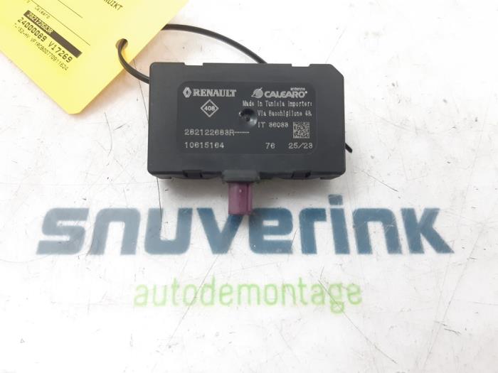 Używane Antena Renault Megane E-Tech (RCB) 60 kWh Cena € 36,29 Z VAT oferowane przez Snuverink Autodemontage