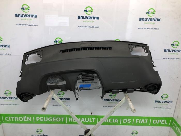 Panel z Peugeot 108 1.0 12V 2015