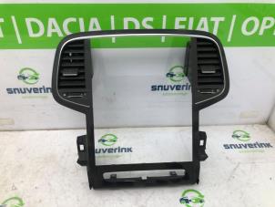 Used Dashboard vent Renault Megane IV Estate (RFBK) 1.6 GT Energy TCE 205 EDC Price on request offered by Snuverink Autodemontage