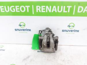 Used Rear brake calliper, right Opel Crossland/Crossland X 1.2 Turbo 12V Price on request offered by Snuverink Autodemontage
