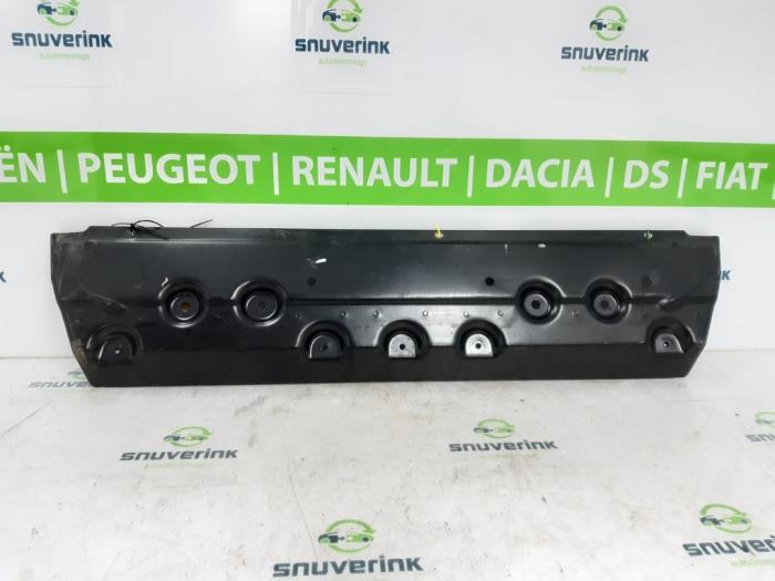 Używane Blacha (rózne) Renault Megane E-Tech (RCB) EV60 Cena € 84,70 Z VAT oferowane przez Snuverink Autodemontage