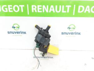 Used Water pump Renault Zoé (AG) R90 Price € 110,00 Margin scheme offered by Snuverink Autodemontage