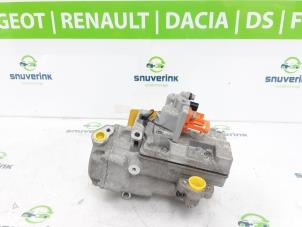 Usagé Pompe clim Renault Zoé (AG) R90 Prix € 550,00 Règlement à la marge proposé par Snuverink Autodemontage