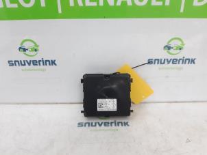Used Module climatronic Renault Zoé (AG) R90 Price € 80,00 Margin scheme offered by Snuverink Autodemontage