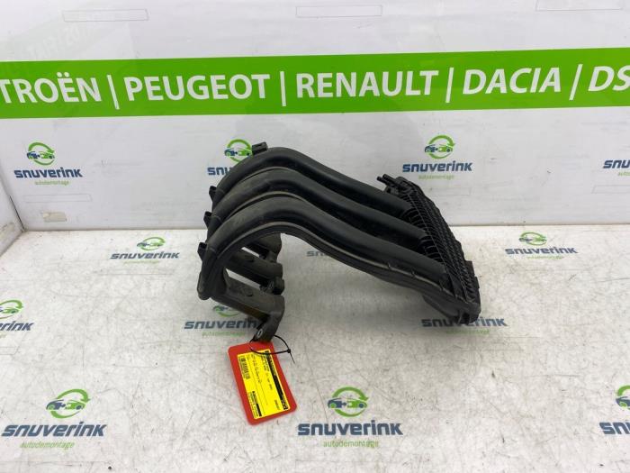 Używane Kolektor dolotowy Citroen C3 Aircross I (2C/2R) 1.2 PureTech 82 Cena € 45,90 Procedura marży oferowane przez Snuverink Autodemontage