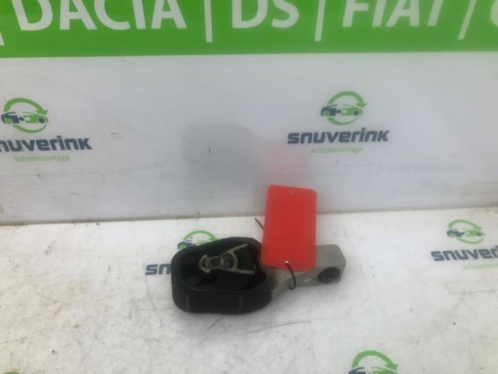 Used Engine mount DS Automobiles DS 7 1.6 16V E-Tense 225 Price € 30,86 Inclusive VAT offered by Snuverink Autodemontage