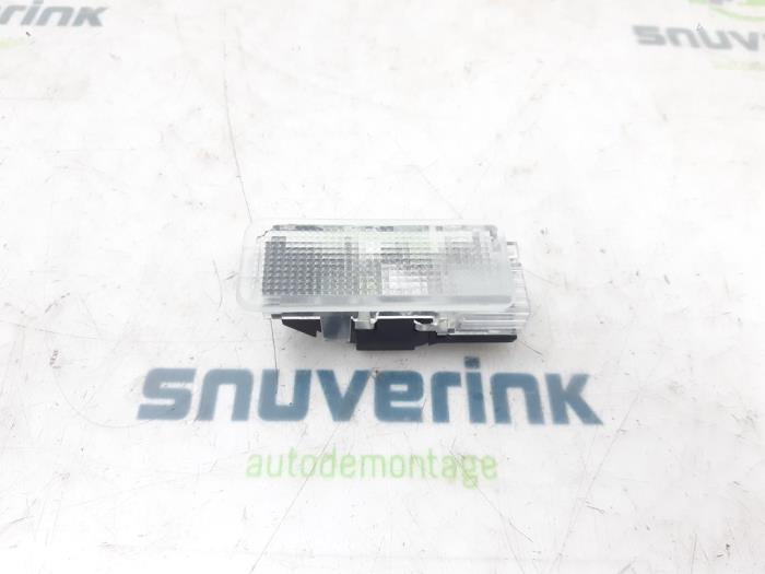 Usagé Divers DS Automobiles DS 7 1.6 16V E-Tense 225 Prix € 18,15 Prix TTC proposé par Snuverink Autodemontage