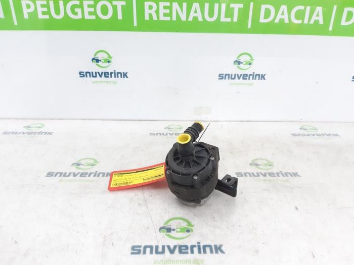 Usagé Pompe à eau DS Automobiles DS 7 1.6 16V E-Tense 225 Prix € 77,14 Prix TTC proposé par Snuverink Autodemontage