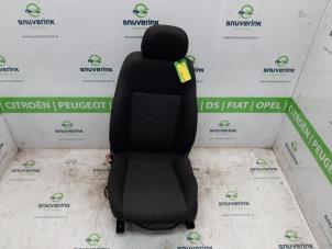 Używane Fotel lewy Opel Corsa D 1.2 16V Cena € 94,98 Procedura marży oferowane przez Snuverink Autodemontage