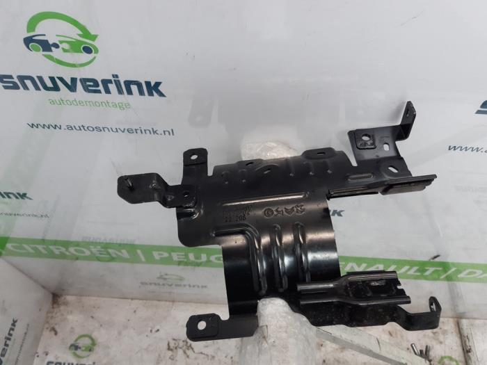 Begagnade Vattenpump Peugeot 208 II (UB/UH/UP) e-208 50 kWh Pris € 35,00 Marginaltabell erbjuds av Snuverink Autodemontage