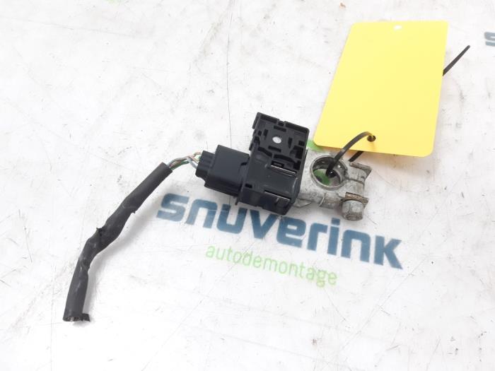 Używane Biegun akumulator Renault Scénic IV (RFAJ) 1.5 Energy dCi 110 Cena € 28,50 Procedura marży oferowane przez Snuverink Autodemontage