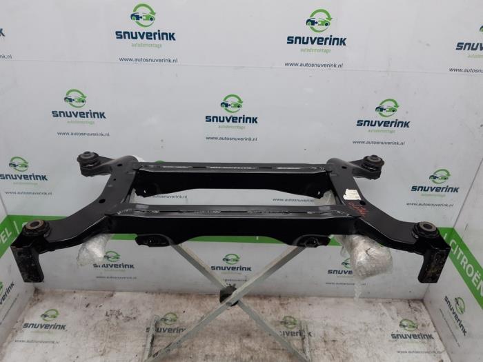 Usagé Faux châssis Renault Megane E-Tech (RCB) 60 kWh Prix € 423,49 Prix TTC proposé par Snuverink Autodemontage