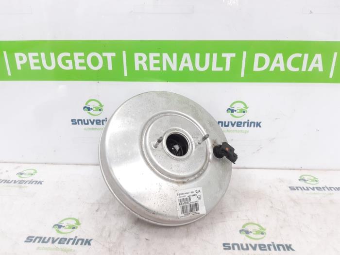 Usagé Assistant de freinage Opel Combo Cargo 1.5 CDTI 130 Prix € 96,80 Prix TTC proposé par Snuverink Autodemontage