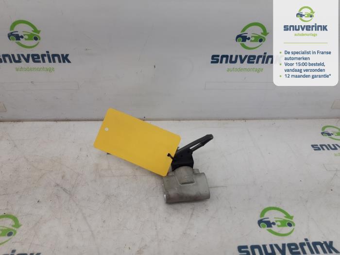 Begagnade Trycksensor, luftkonditionering Renault Zoé (AG) R90 Pris € 42,35 Inklusive moms erbjuds av Snuverink Autodemontage