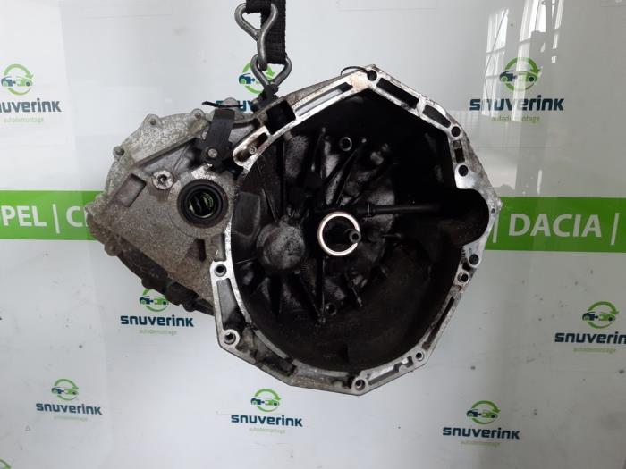 Gebrauchte Getriebe Renault Megane III Berline (BZ) 1.6 16V Preis € 149,98 Margenregelung angeboten von Snuverink Autodemontage