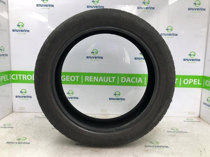 Używane Opona Renault Scénic IV (RFAJ) 1.5 Energy dCi 110 Cena € 24,98 Procedura marży oferowane przez Snuverink Autodemontage