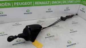 Begagnade Växlingsmekanism Renault Master II (FD/HD) 2.5 dCi 120 FAP Pris € 80,00 Marginaltabell erbjuds av Snuverink Autodemontage