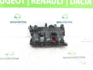 Używane Kolektor dolotowy Citroen C5 Aircross I (A4/AC/AJ/AR) 1.2 e-THP PureTech 130 Cena € 42,35 Z VAT oferowane przez Snuverink Autodemontage