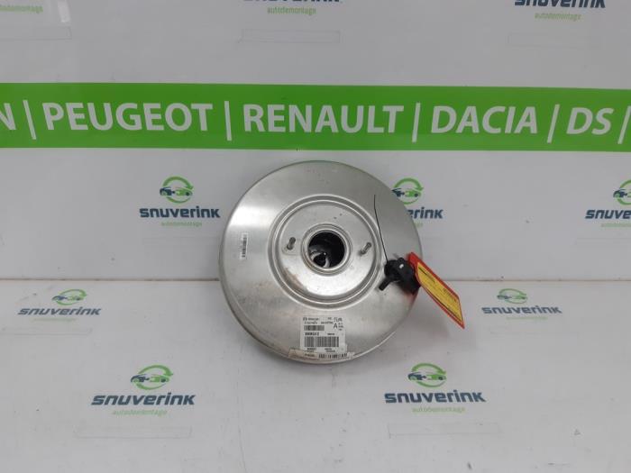 Usagé Assistant de freinage Citroen C5 Aircross I (A4/AC/AJ/AR) 1.2 e-THP PureTech 130 Prix € 90,75 Prix TTC proposé par Snuverink Autodemontage