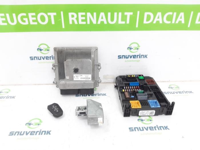 Used Engine management computer Citroen C5 Aircross I (A4/AC/AJ/AR) 1.2 e-THP PureTech 130 Price on request offered by Snuverink Autodemontage