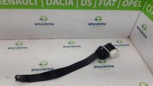 Usados Cinturón de seguridad izquierda detrás Peugeot 308 SW (L4/L9/LC/LJ/LR) 1.6 BlueHDi 120 Precio € 35,00 Norma de margen ofrecido por Snuverink Autodemontage