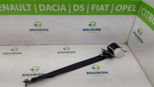 Usados Cinturón de seguridad derecha detrás Peugeot 308 SW (L4/L9/LC/LJ/LR) 1.6 BlueHDi 120 Precio € 35,00 Norma de margen ofrecido por Snuverink Autodemontage