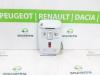 Peugeot 208 II (UB/UH/UP) 1.2 Vti 12V PureTech 100 Innenbeleuchtung vorne