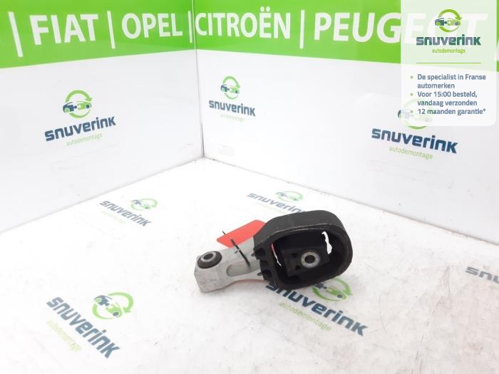 Used Engine mount Peugeot 208 II (UB/UH/UP) 1.2 Vti 12V PureTech 100 Price € 30,25 Inclusive VAT offered by Snuverink Autodemontage