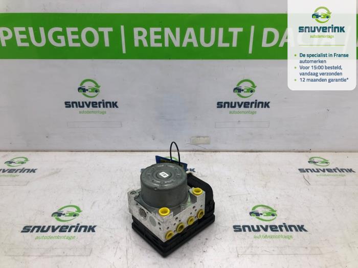 Usagé Bloc ABS Peugeot 208 II (UB/UH/UP) 1.2 Vti 12V PureTech 100 Prix € 217,80 Prix TTC proposé par Snuverink Autodemontage