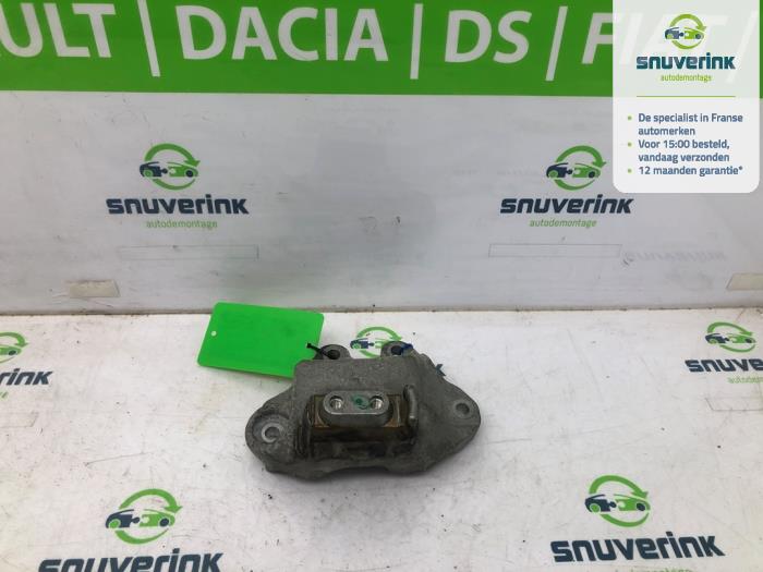 Used Engine mount Opel Vivaro 1.5 CDTI 120 Price € 38,12 Inclusive VAT offered by Snuverink Autodemontage
