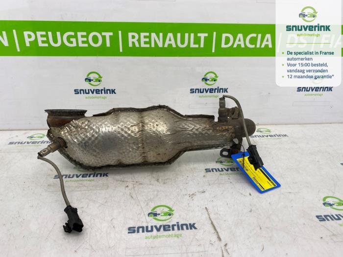 Usagé Catalyseur Peugeot 3008 II (M4/MC/MJ/MR) 1.2 12V e-THP PureTech 130 Prix € 297,00 Règlement à la marge proposé par Snuverink Autodemontage