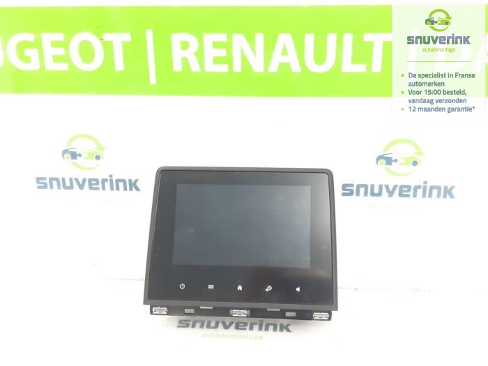 Begagnade Innerdisplay Renault Clio V (RJAB) 1.0 TCe 100 12V Pris € 100,00 Marginaltabell erbjuds av Snuverink Autodemontage