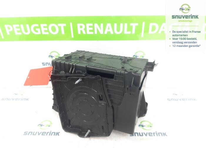 Begagnade Batterilåda Citroen C3 (SX/SW) 1.2 12V e-THP PureTech 110 Pris € 25,50 Marginaltabell erbjuds av Snuverink Autodemontage
