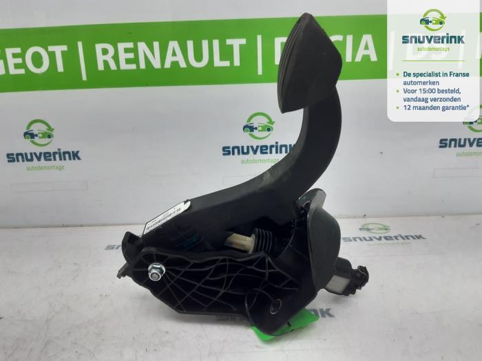 Używane Pedal sprzegla Opel Vivaro 1.5 CDTI 120 Cena € 64,80 Z VAT oferowane przez Snuverink Autodemontage