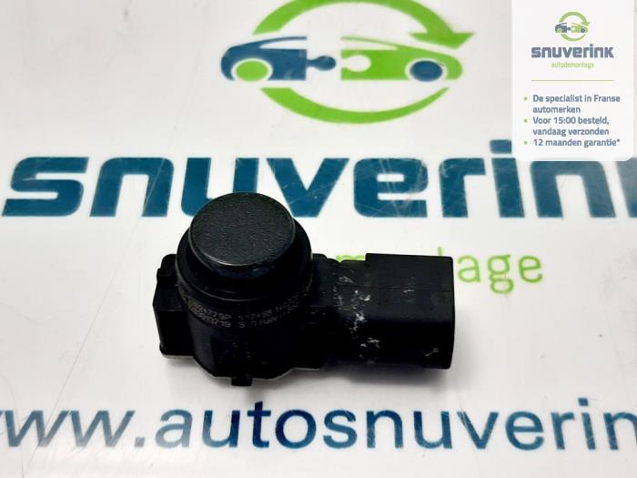 Begagnade Parkeringssensor Opel Vivaro 1.5 CDTI 120 Pris € 30,25 Inklusive moms erbjuds av Snuverink Autodemontage